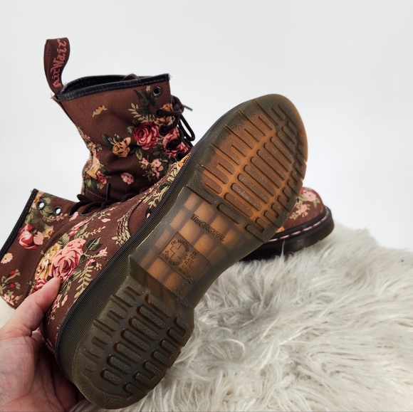 RARE Dr. Martens Brown Victorian Rose Floral 11821 - Picture 4 of 8